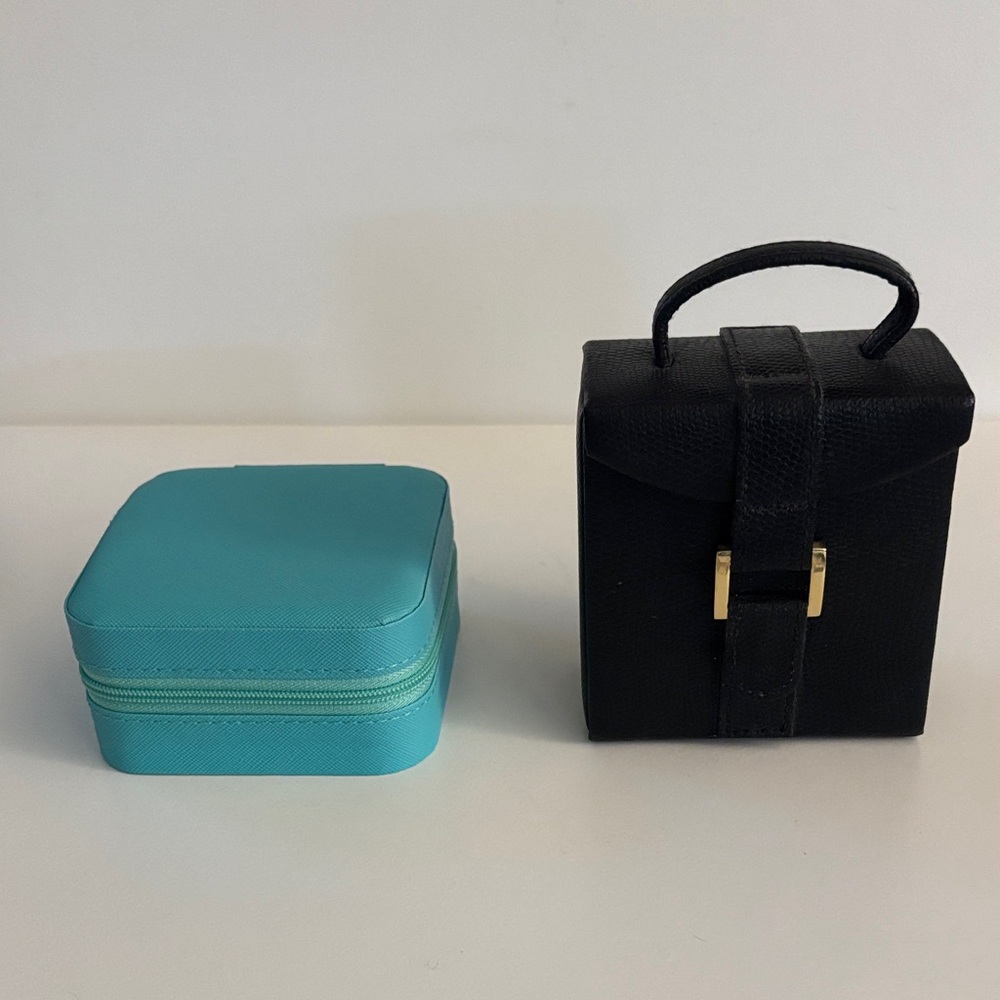 New Black and Blue & Blue Jewelry Travel Cases - Picture 2 of 4